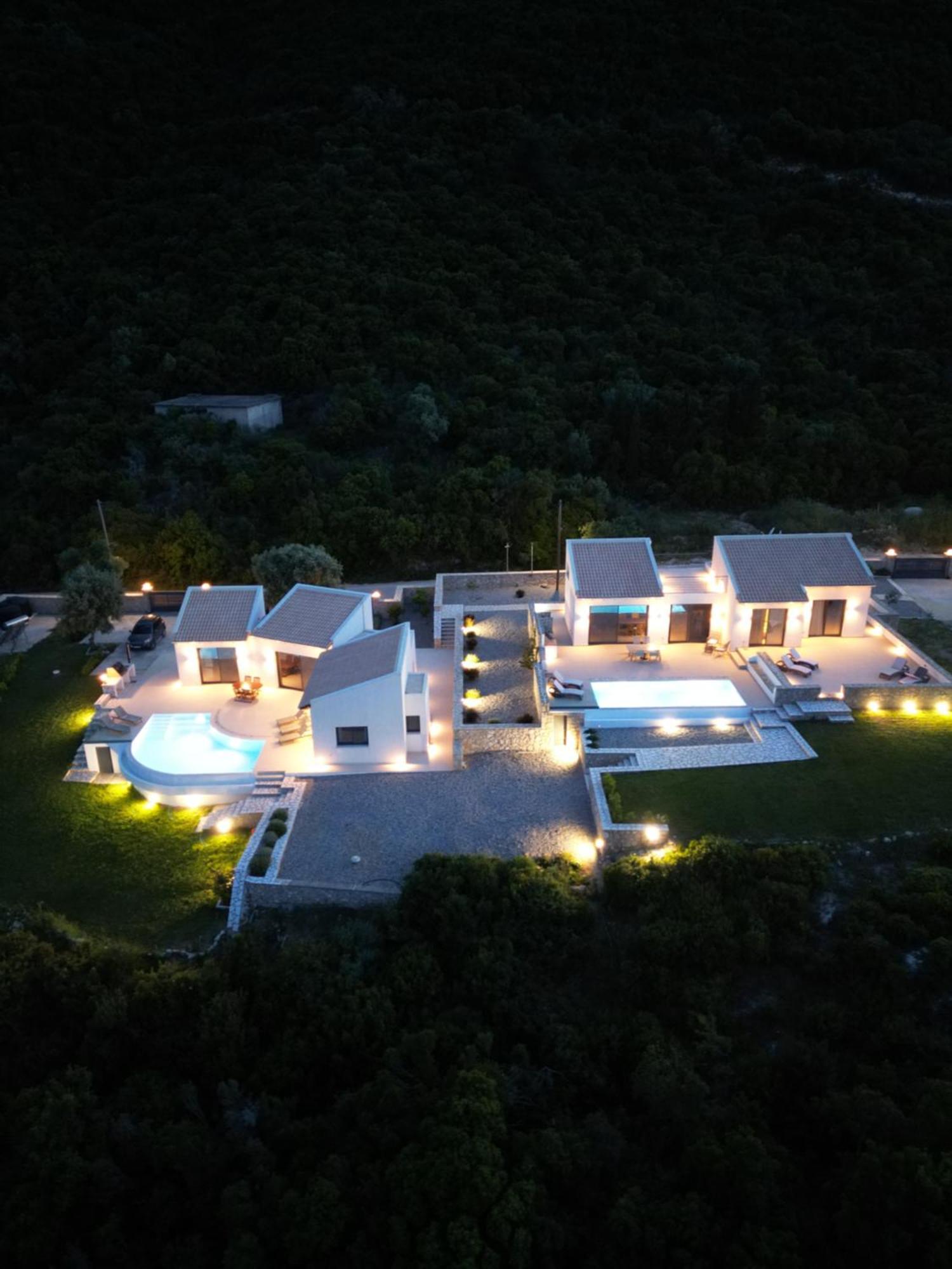 Tempestini Exclusive Villas Nikiana Exterior foto